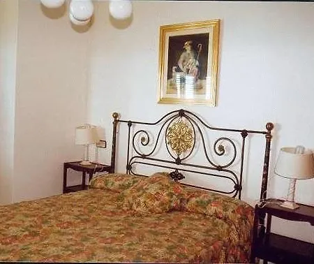 Casa Rural La Casona De La Reserva منزل ريفي *